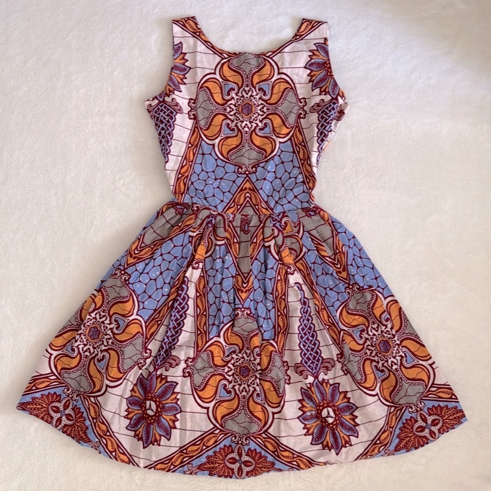 Grass-fields | African Print Sleeveless Full Skirt Mini Dress with Pockets (M)